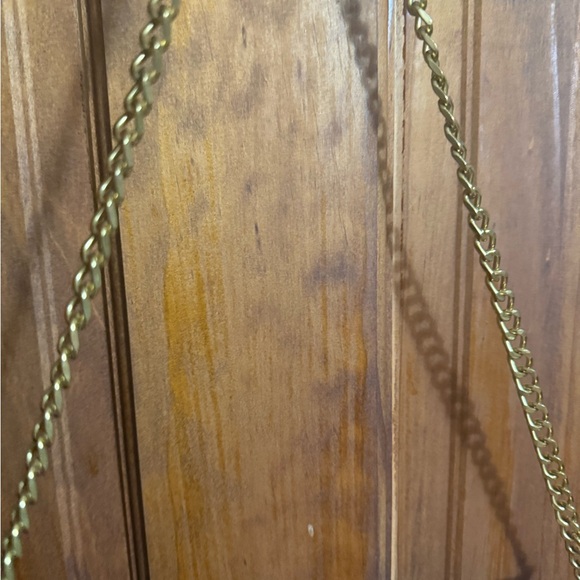 Like YSL Yves Saint Laurent Gold Logo Beige Clutch with gold chain - Picture 5 of 5